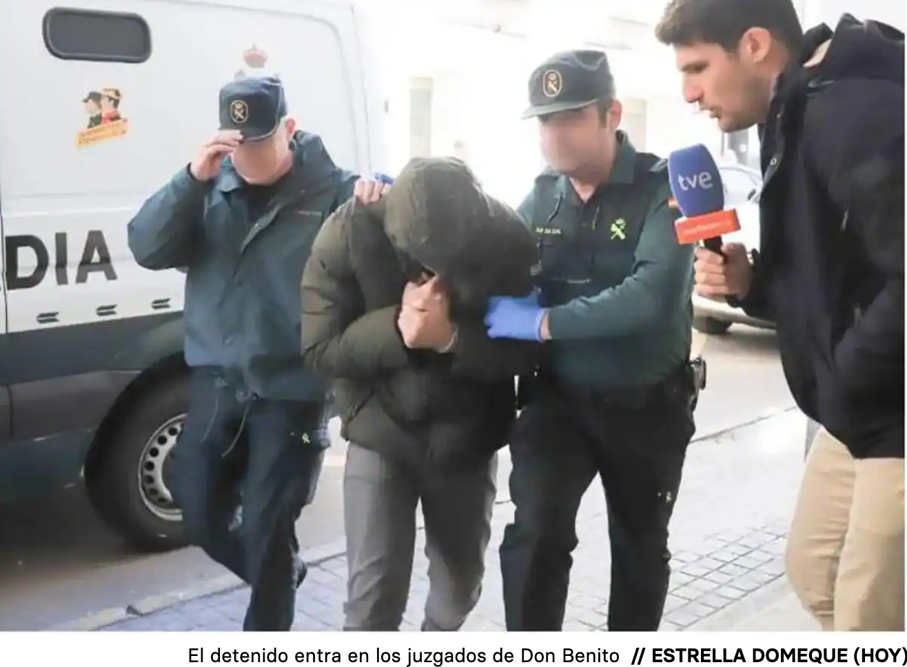 Párroco y su pareja masculina detenidos por tráfico de sustancias